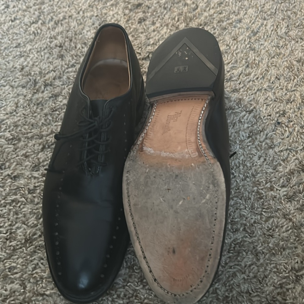 Allen Edmonds size 7.5 - Picture 2 of 2